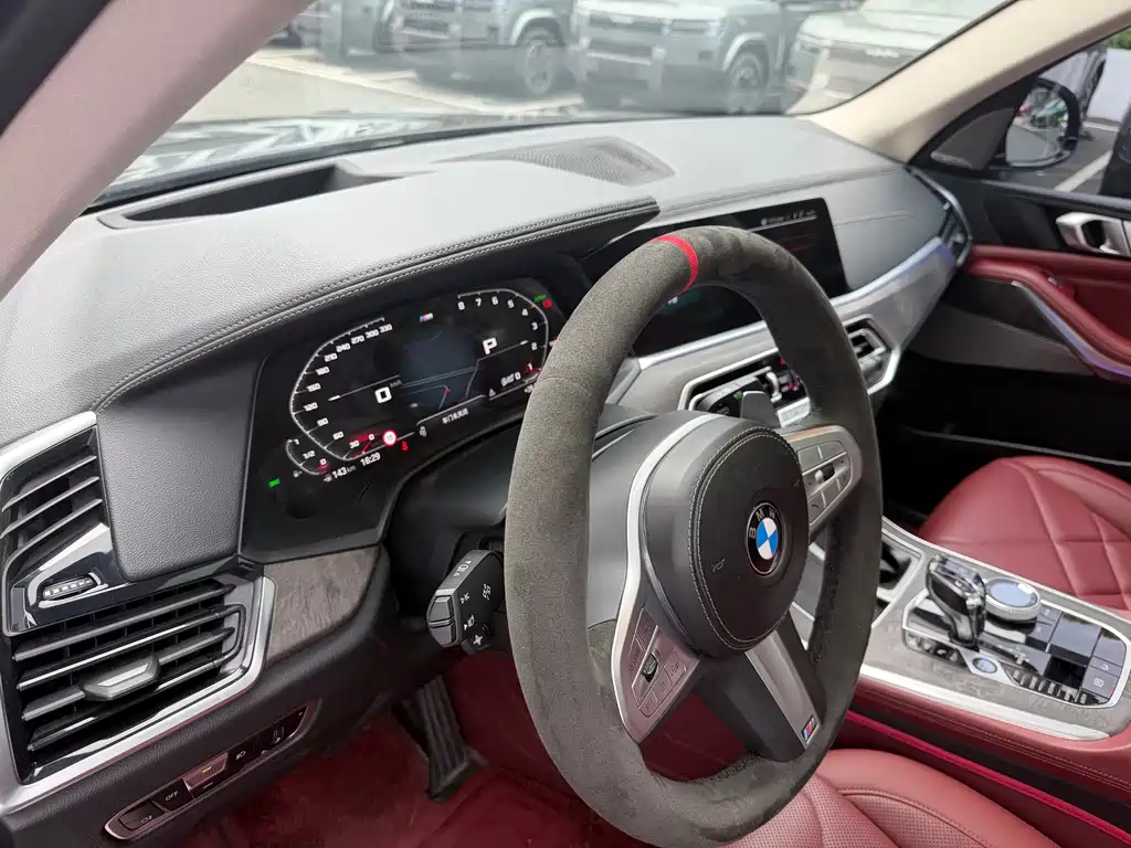 BMW X5 2022 xDrive 30Li M Sport Package尊享型
