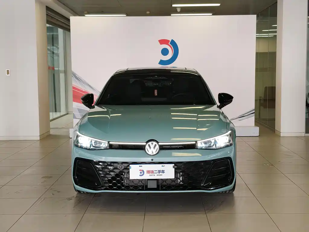 Passat 2025 Pro 380TSI Starry Dragon Honor Edition