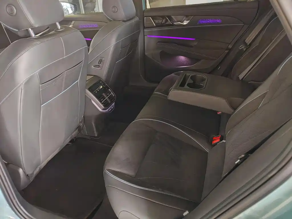 Passat 2025 Pro 380TSI Starry Dragon Honor Edition