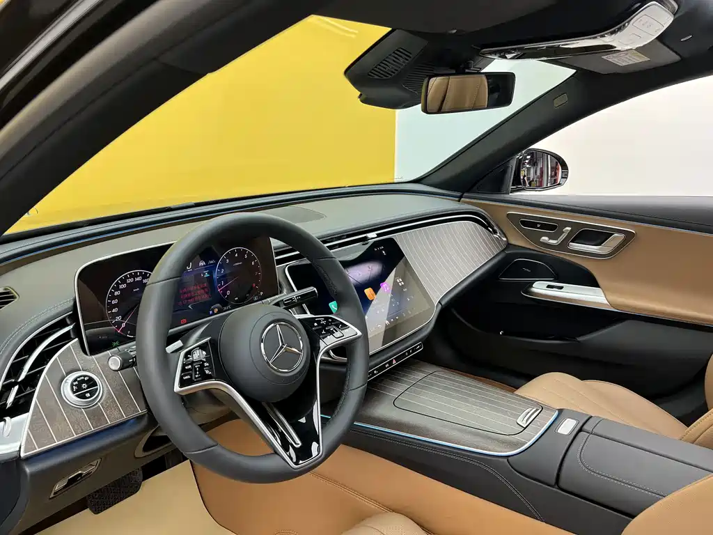 Mercedes-Benz E-Class 2025 Model E 300 L Fashion Edition