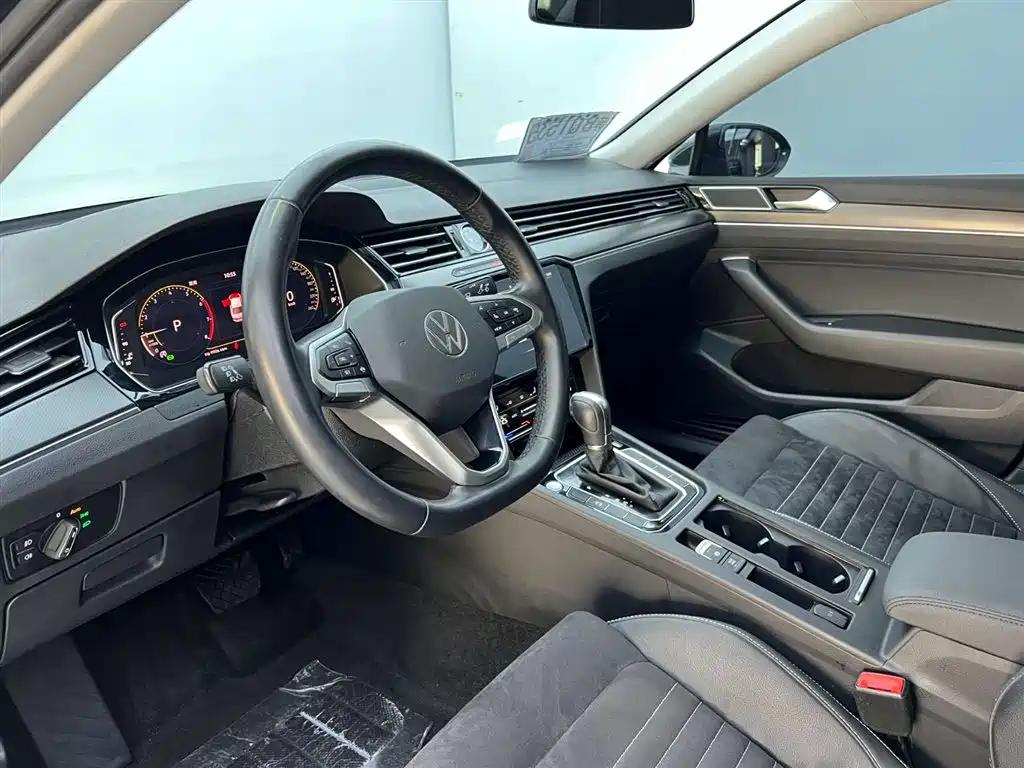 Magotan 2023 Edition 2 Millionth Anniversary 330 TSI DSG Luxury Edition