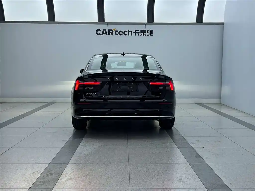 Volvo S90 2026 B5 Intelligent Comfort Luxury Edition