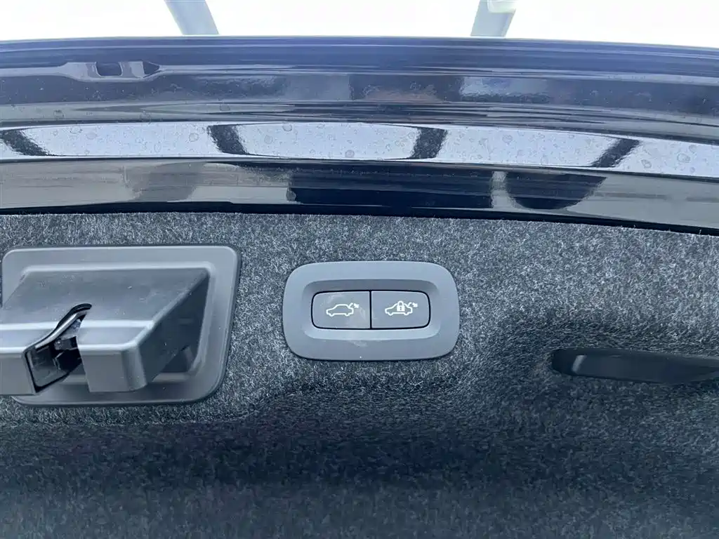 Volvo S90 2026 B5 Intelligent Comfort Luxury Edition