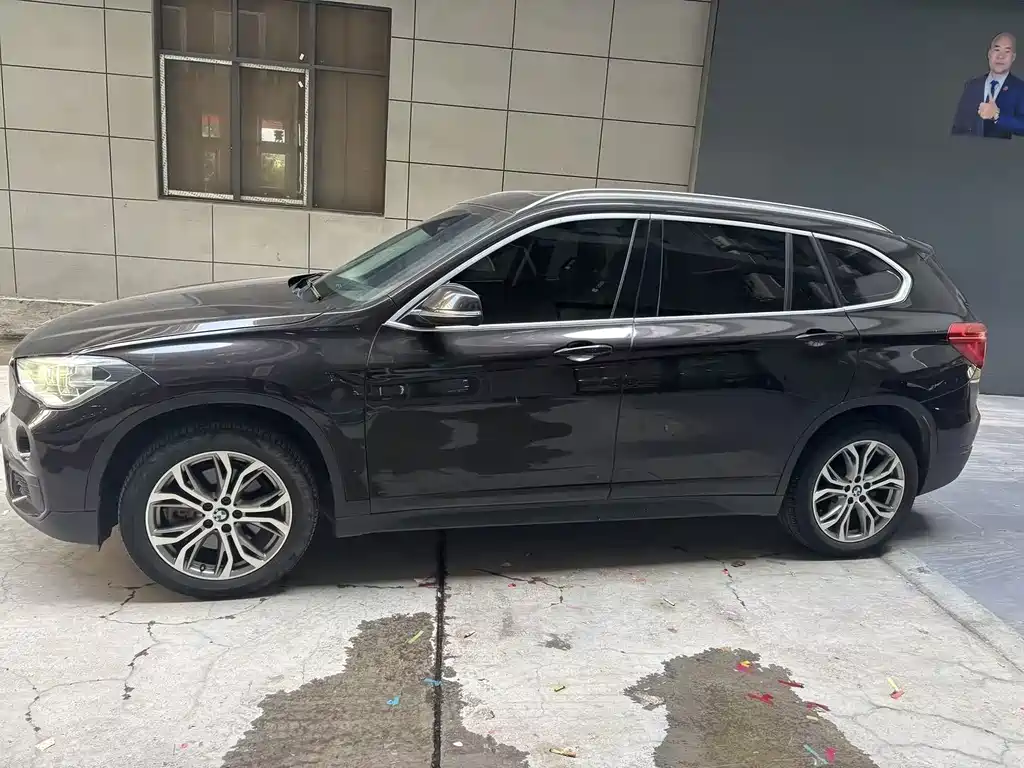 BMW X1 2019 sDrive20Li Leading Edition