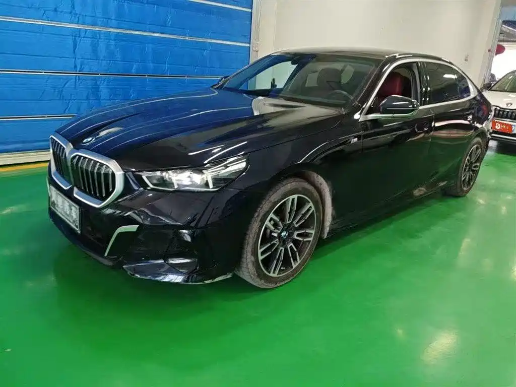 BMW 5 Series 2025 Model 530Li xDrive M Sport Package