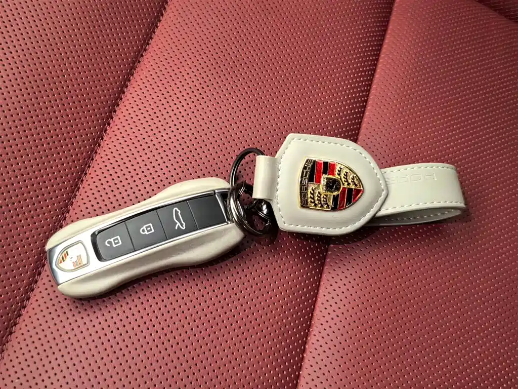 Porsche 911 2025 Carrera 3.0T