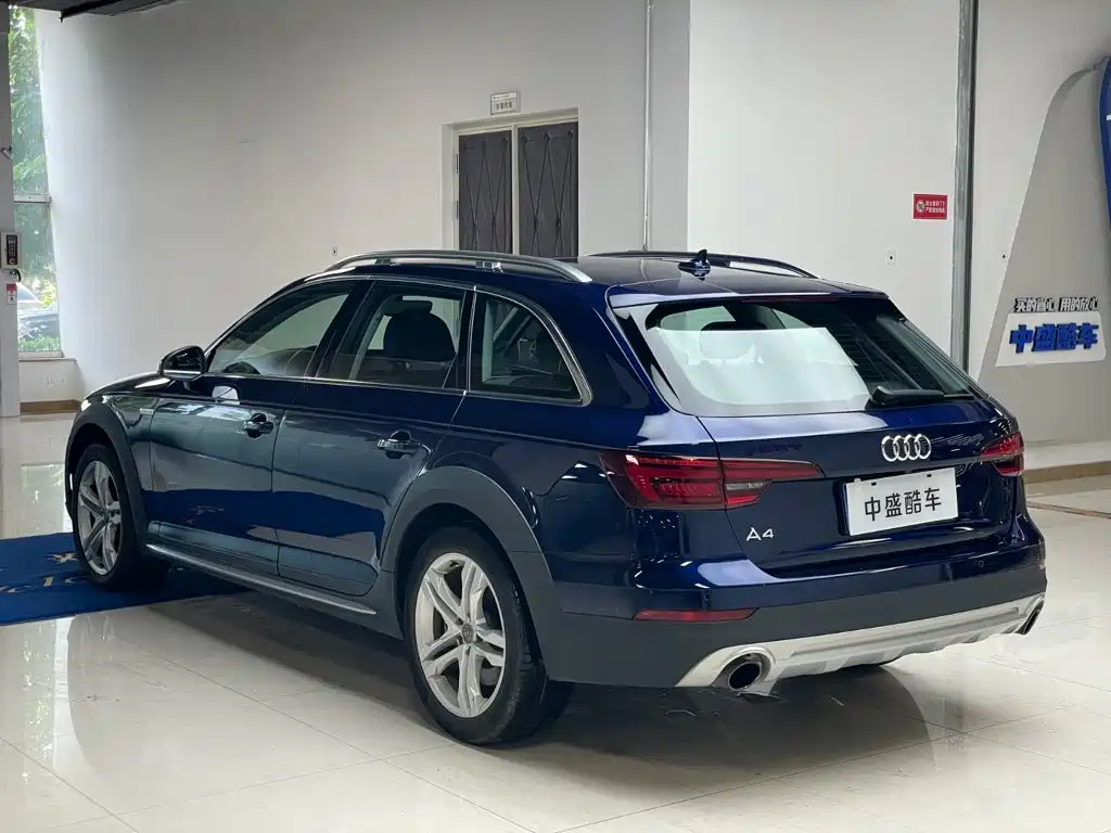Audi A4 Import 2019 45 TFSI allroad quattro Fashion Model