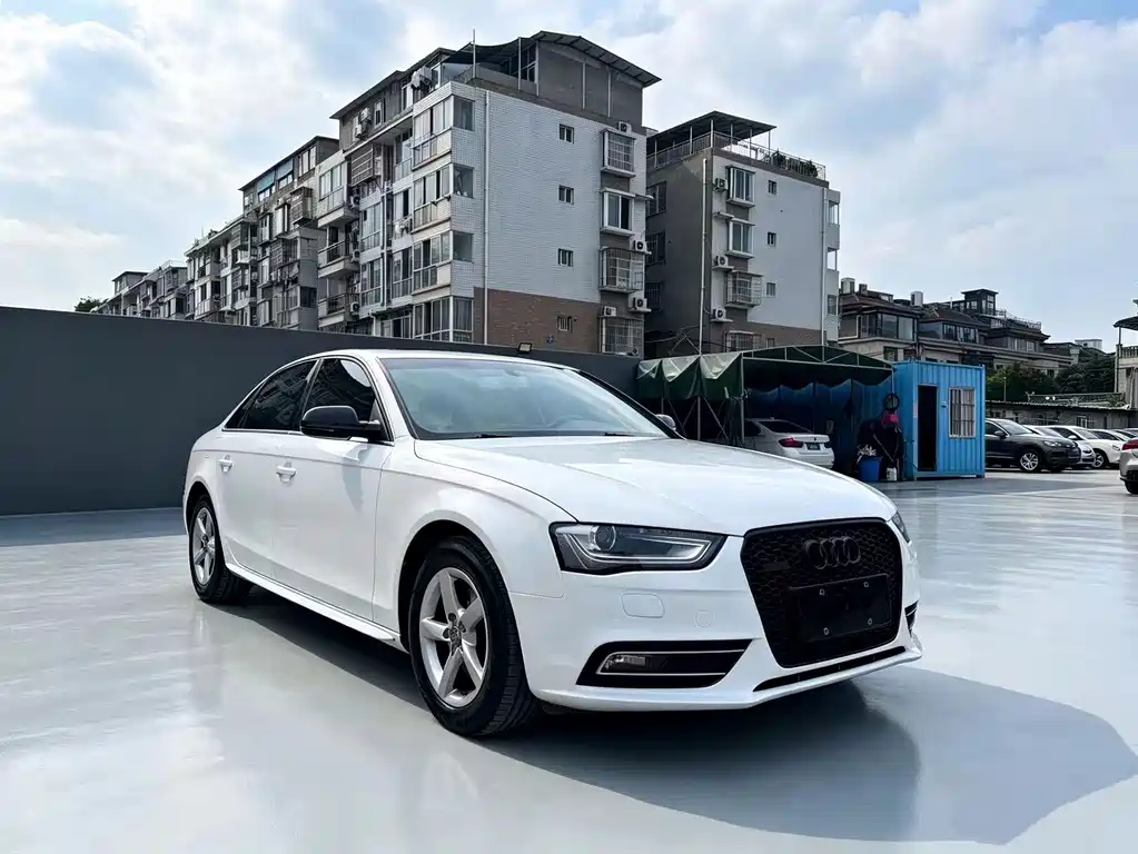 Audi A4L 2016 model 35 TFSI automatic standard edition