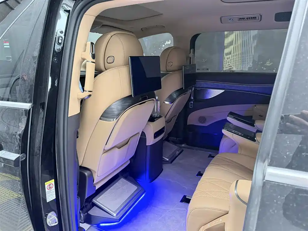 Tengri D9 2025 Model DM-i Intelligent Driving Edition 1020 All-Wheel Drive Prestige Version