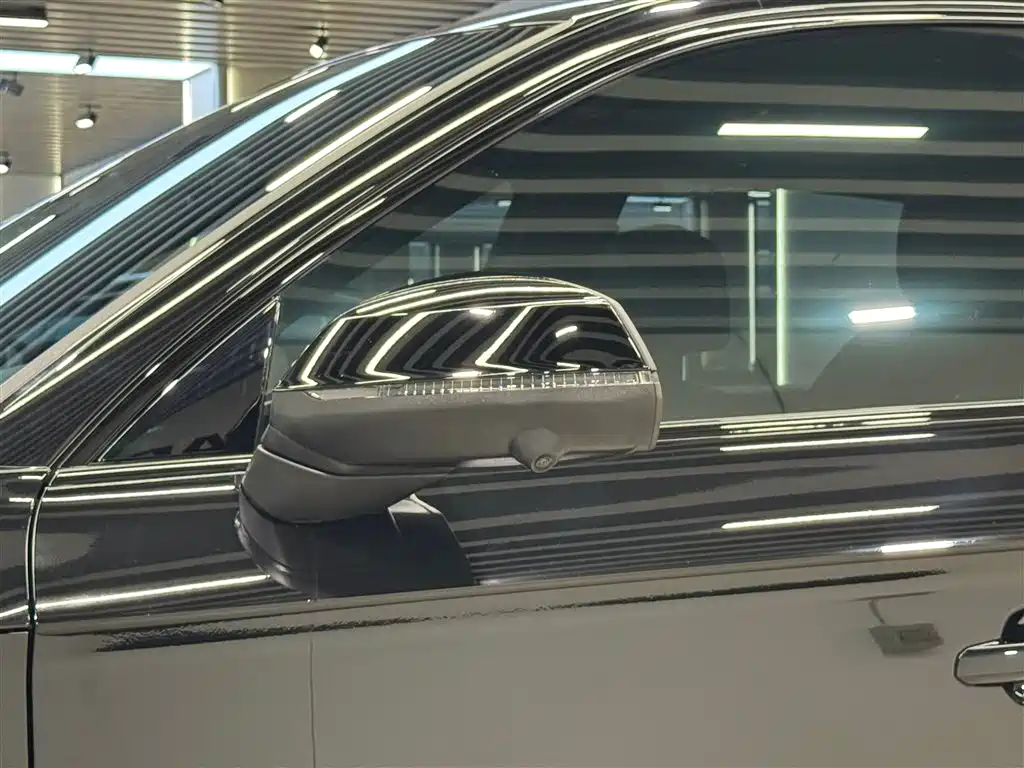 Audi Q5L 2025 model Luxury Dynamic Edition