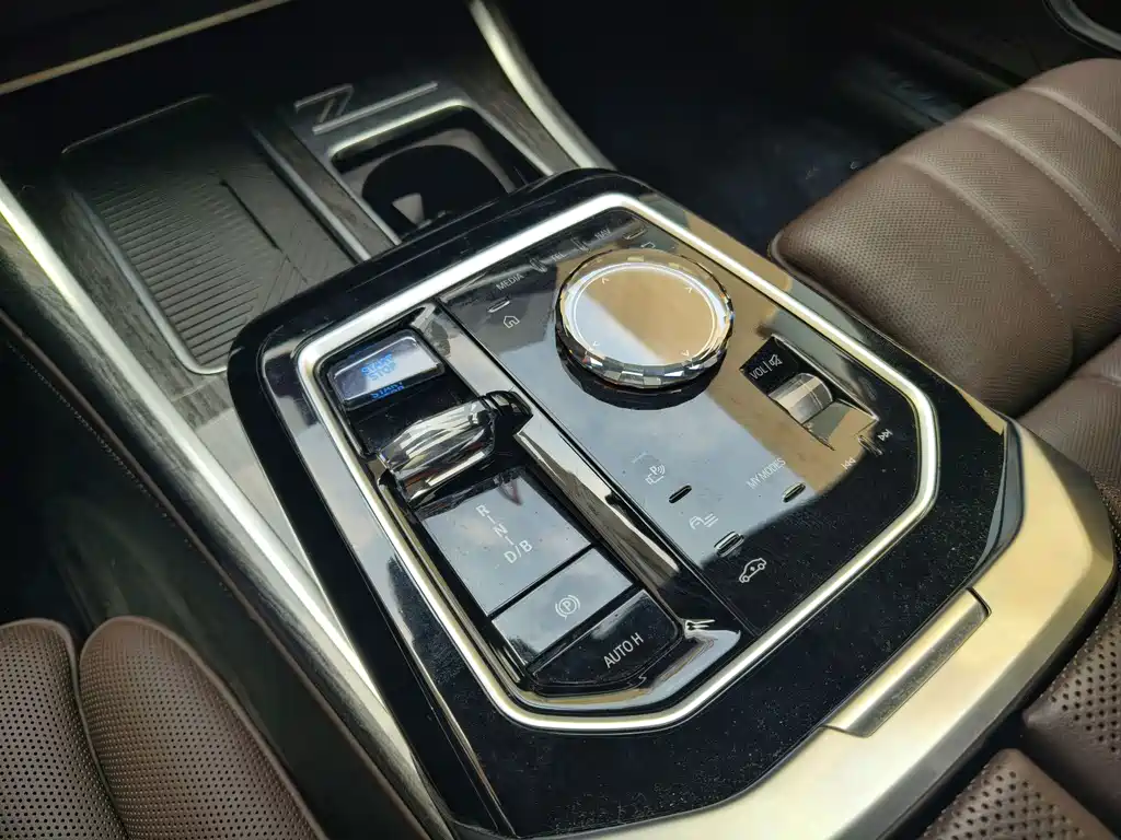 BMW i7 2023 xDrive60L M Sport Package
