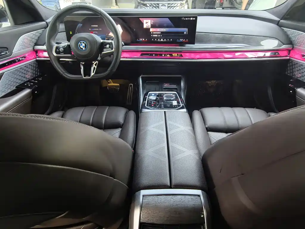 BMW i7 2023 xDrive60L M Sport Package