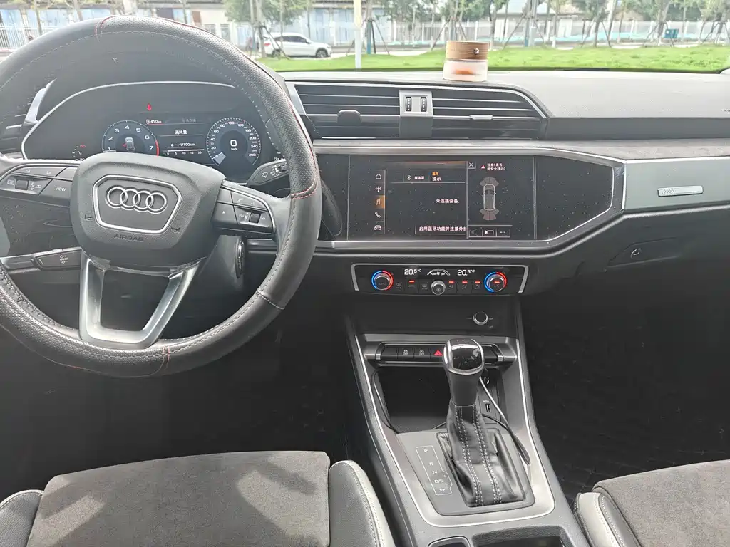 Audi Q3 2021 35 TFSI Sportline