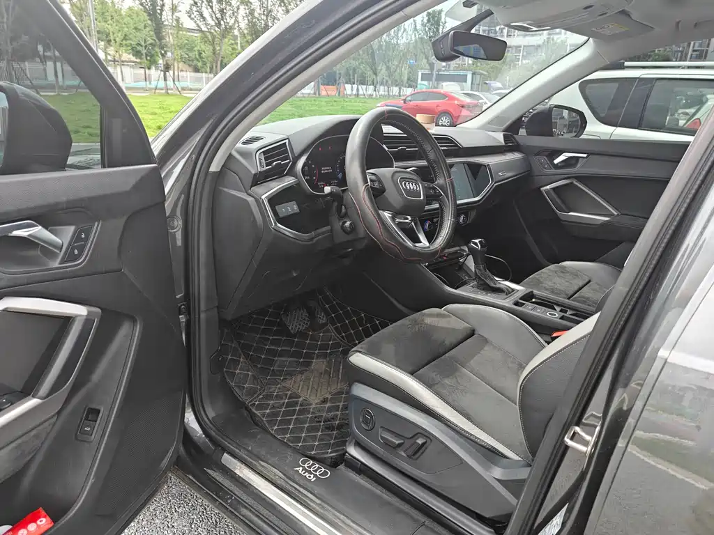 Audi Q3 2021 35 TFSI Sportline