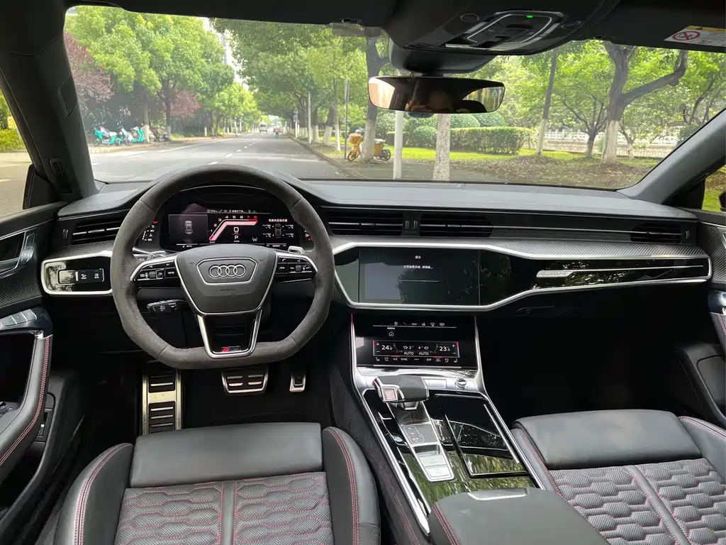 Audi RS 7 2024 model RS 7 4.0T Sportback performance