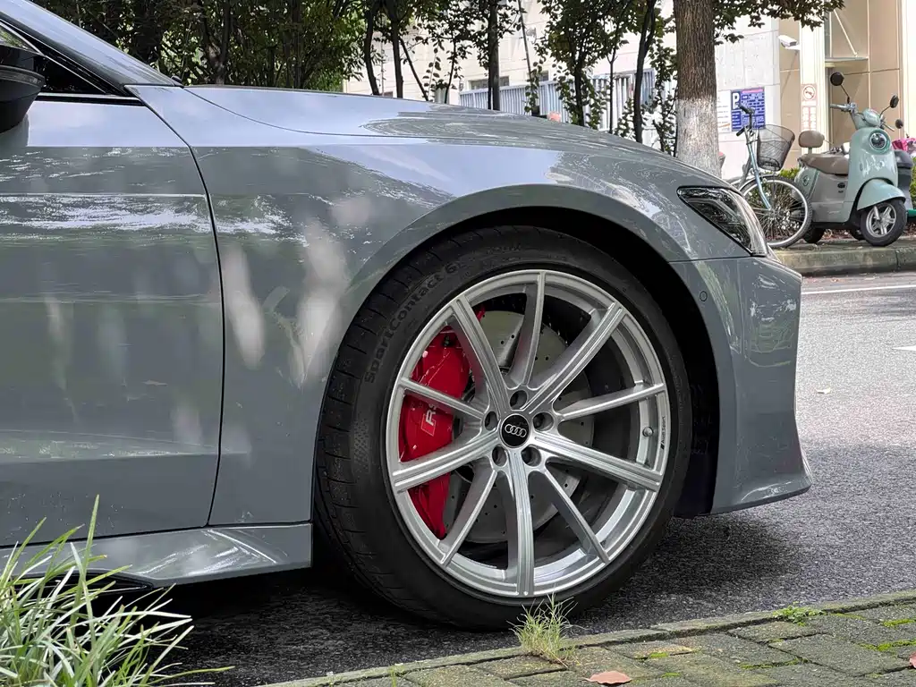 Audi RS 7 2024 model RS 7 4.0T Sportback performance