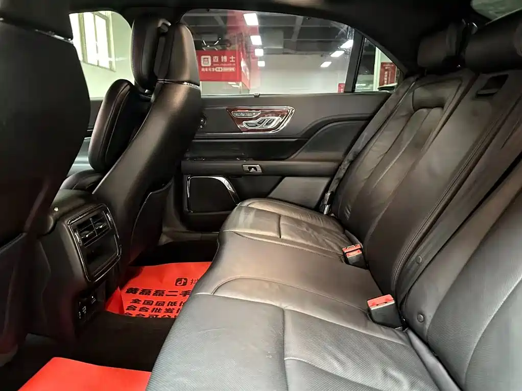 Lincoln Continental 2018 2.0T Two-Wheel Drive尊耀版