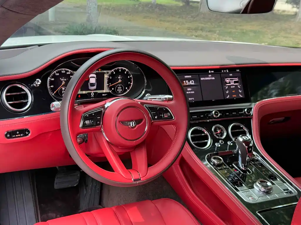 Audi A8 2020 4.0T GT V8
