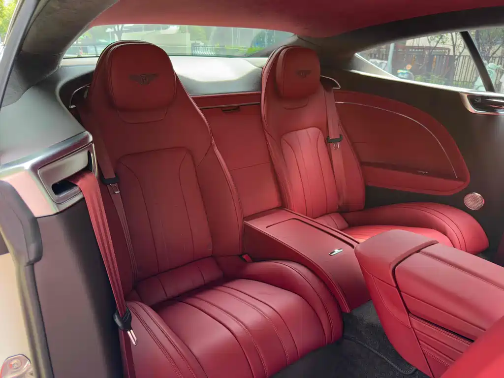 Audi A8 2020 4.0T GT V8