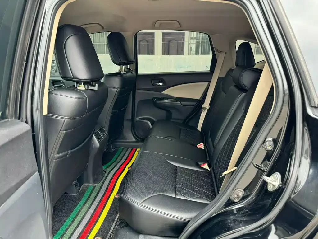 Honda CR-V 2015 2.0L Two-wheel Drive Urban Edition