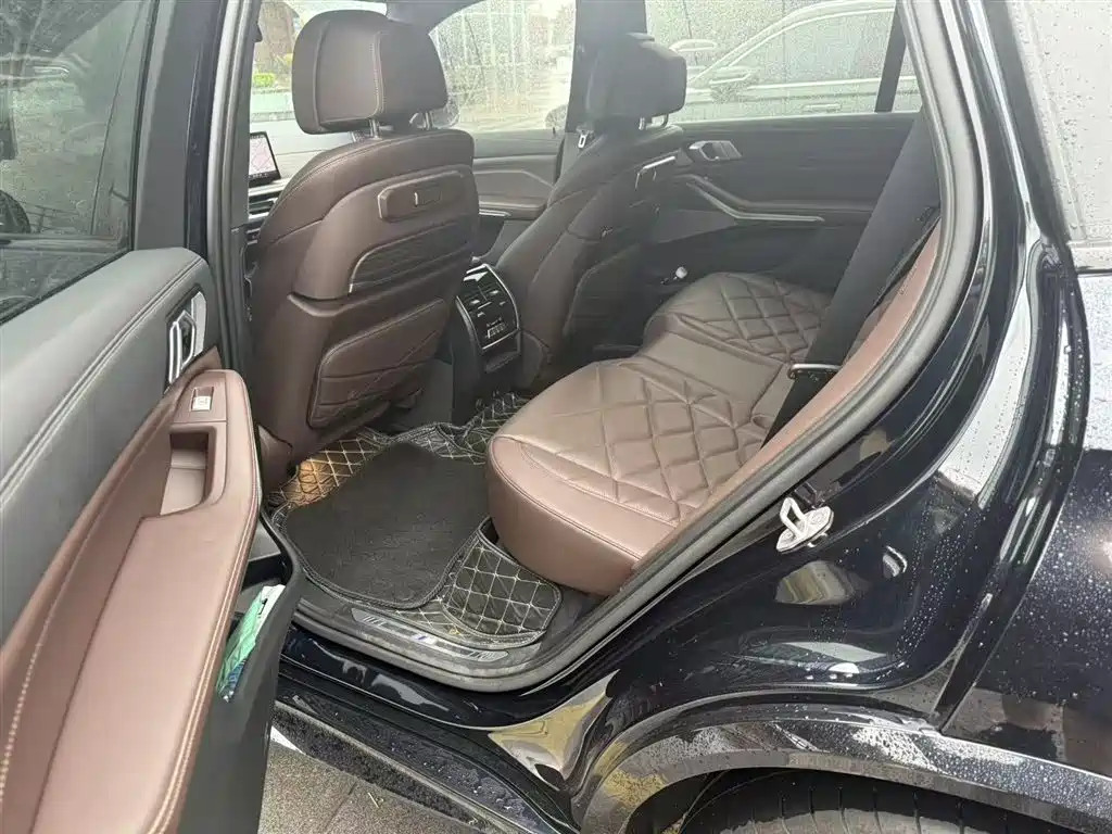 BMW X5 2023 xDrive 40Li M Sport Nightshade Package