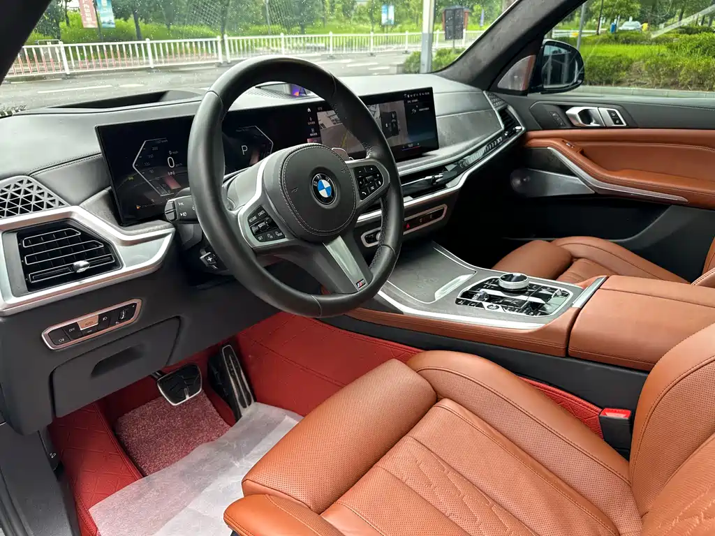 BMW X7 2023 xDrive40i Luxury Edition M Sport Package