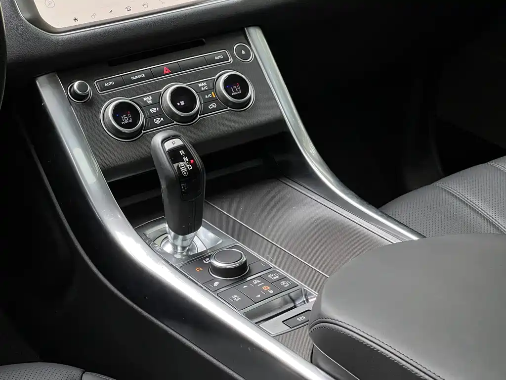 Range Rover Sport 2017 3.0 SC V6 HSE Dynamic