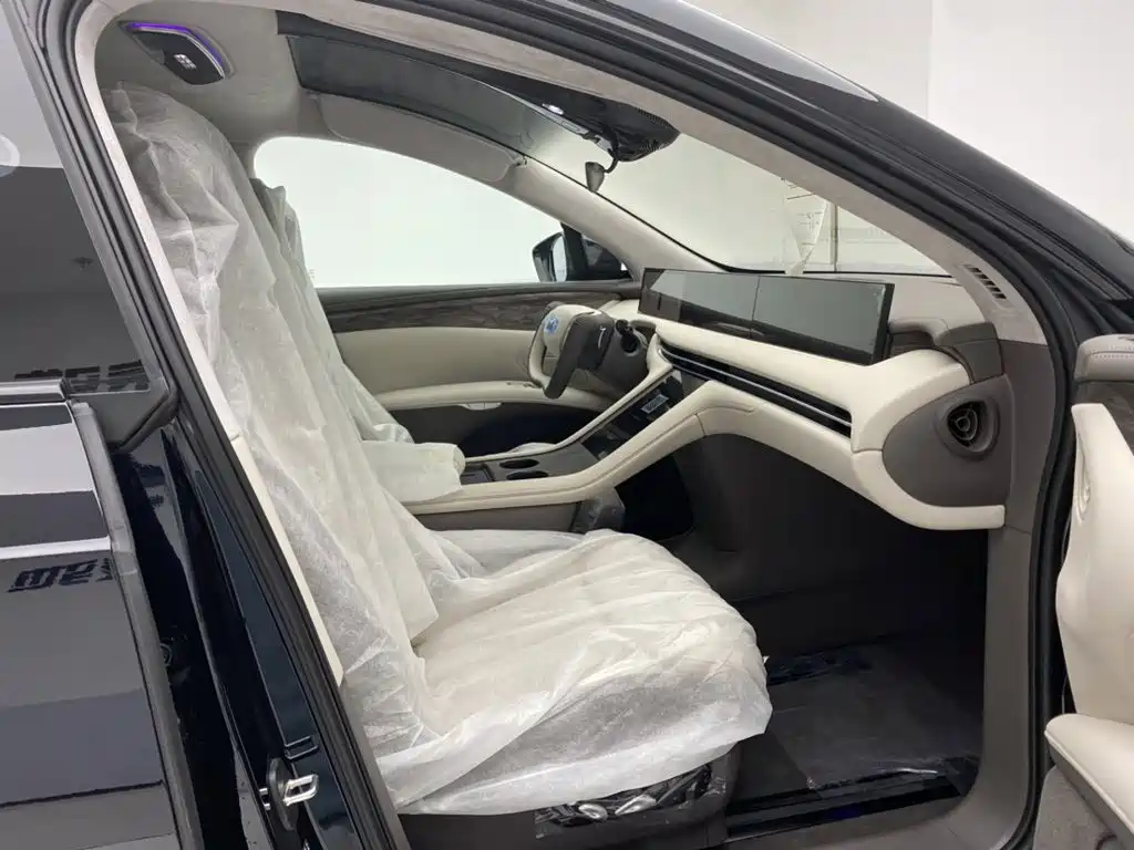 Intelligent EV LS7 2024 90kWh Max Elite Rear-wheel Drive Edition