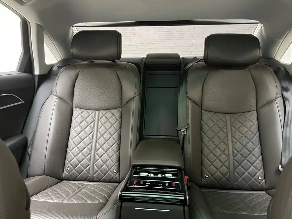 Audi A8 2021 model A8L 50 TFSI quattro Comfort Edition