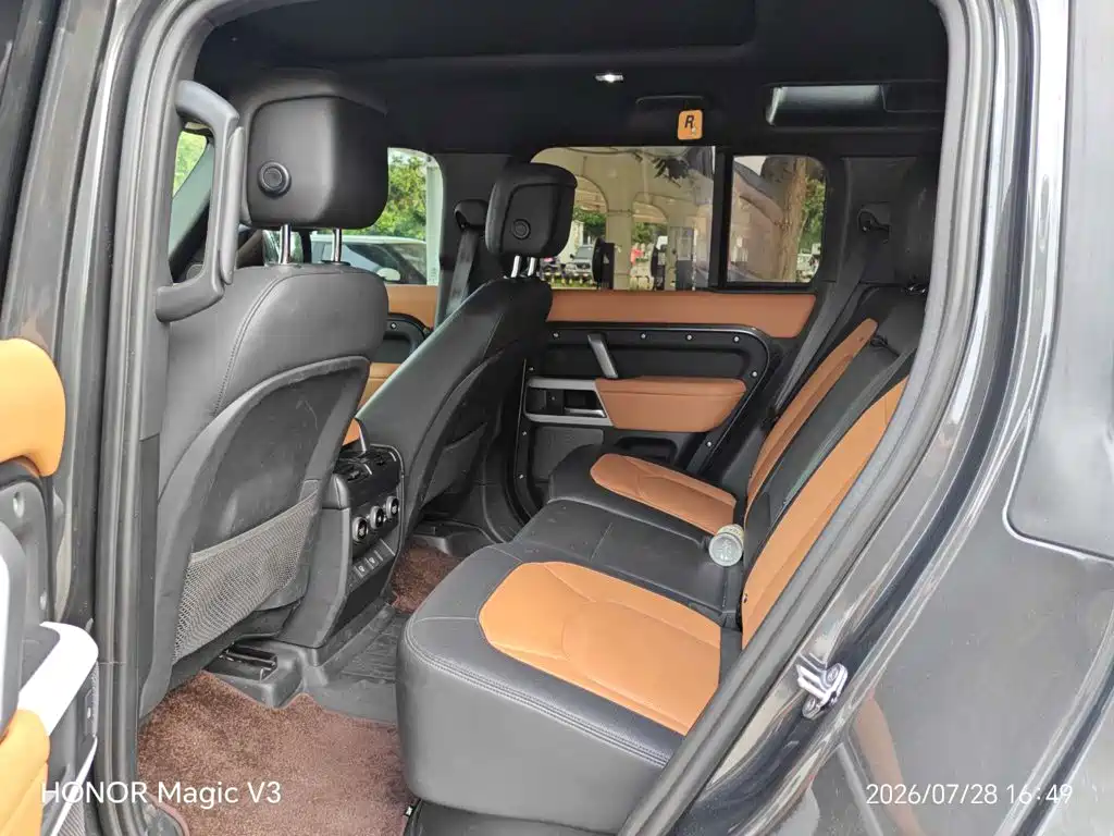 Land Rover Defender 2024 110 3.0T P400 X-DYNAMIC HSE