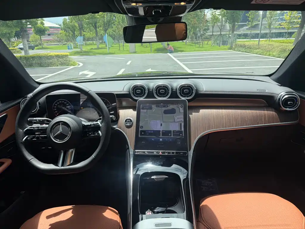 Mercedes-Benz GLC 2024 300 L 4MATIC Dynamic 7-seat