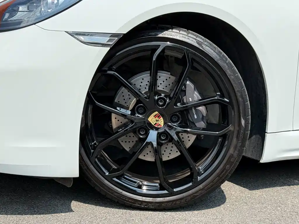 Porsche 718 Boxster Style Edition 2.0T 2023