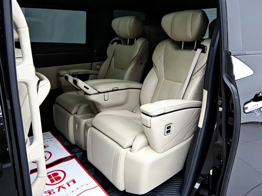 2024 Crown Hybrid 2.5L Prestige Executive Edition