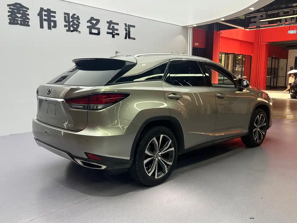 Lexus RX 2020 Facelift 300 4WD Elegant Edition