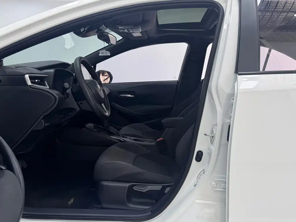 Toyota Corolla 2022 185T CVT Luxury Edition