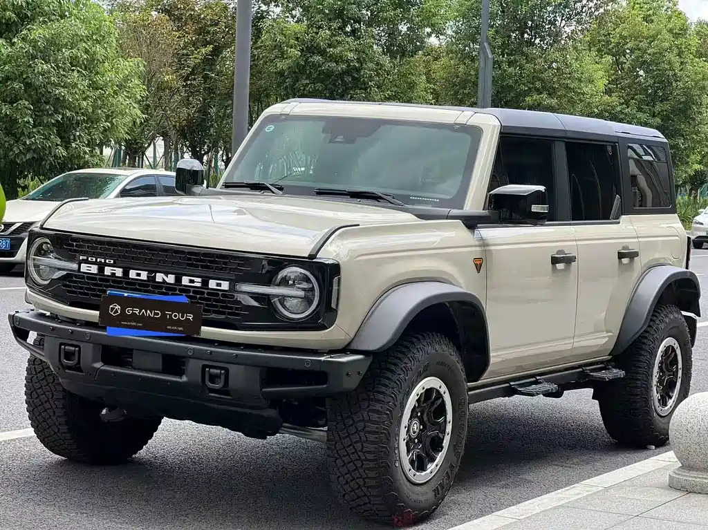Ford Bronco 2024 2.3T Off-Road
