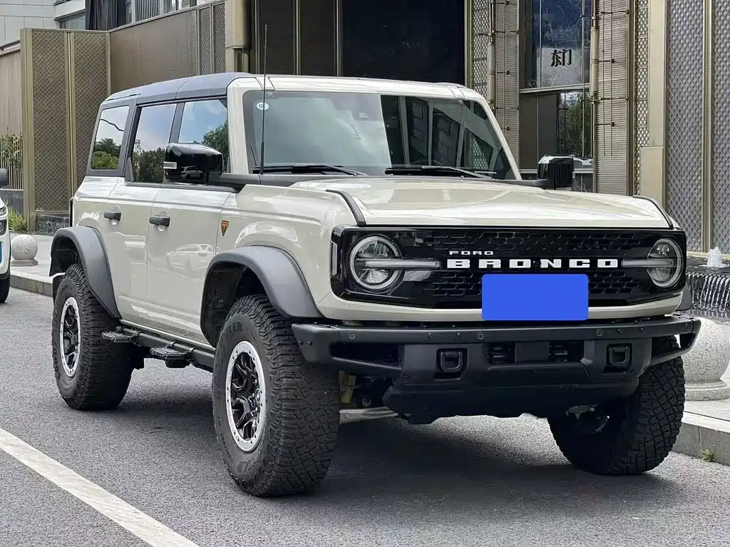 Ford Bronco 2024 2.3T Off-Road