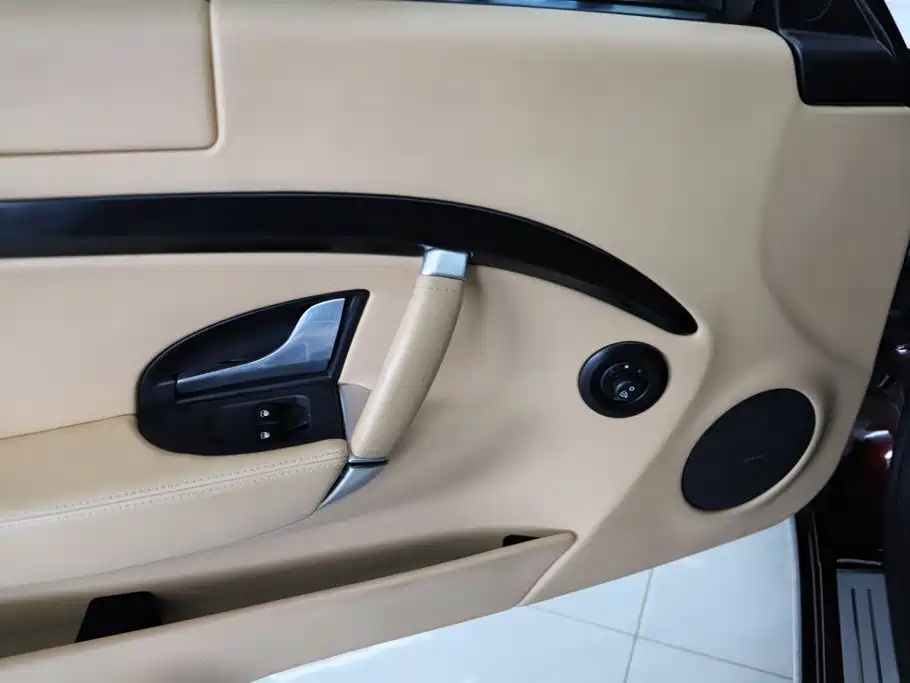 Gran Turismo 2007 4.2L Standard Edition