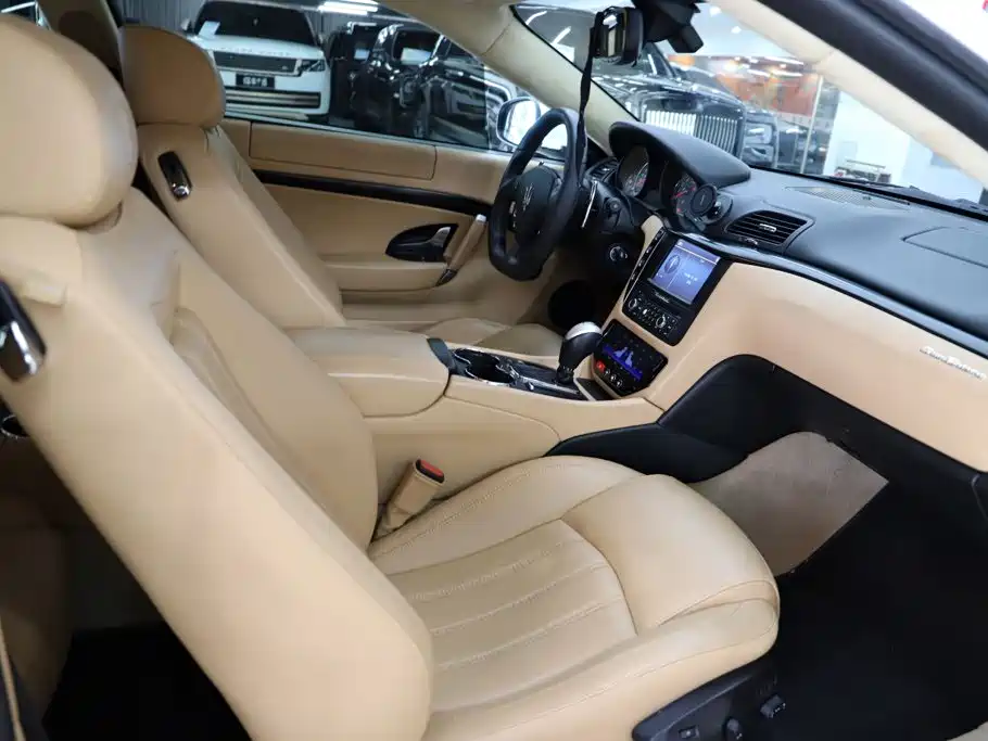 Gran Turismo 2007 4.2L Standard Edition