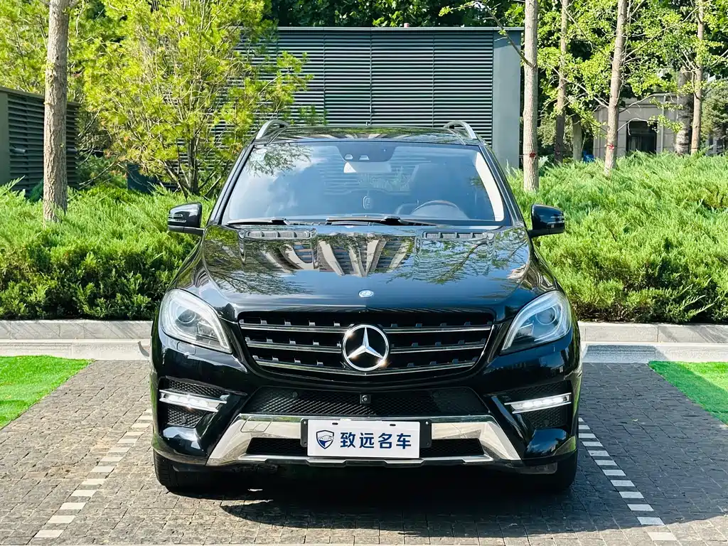 Mercedes-Benz M-Class 2014 ML 400 4MATIC Luxury Edition
