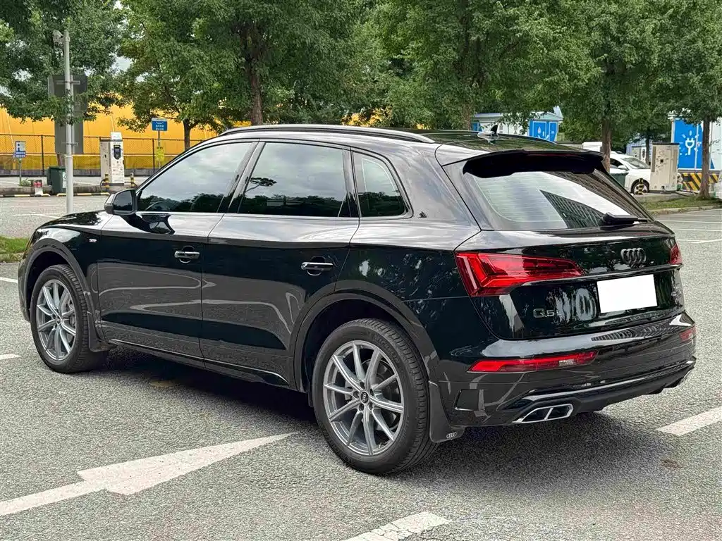 Audi Q5L 2023 40T Premium Dynamic Edition