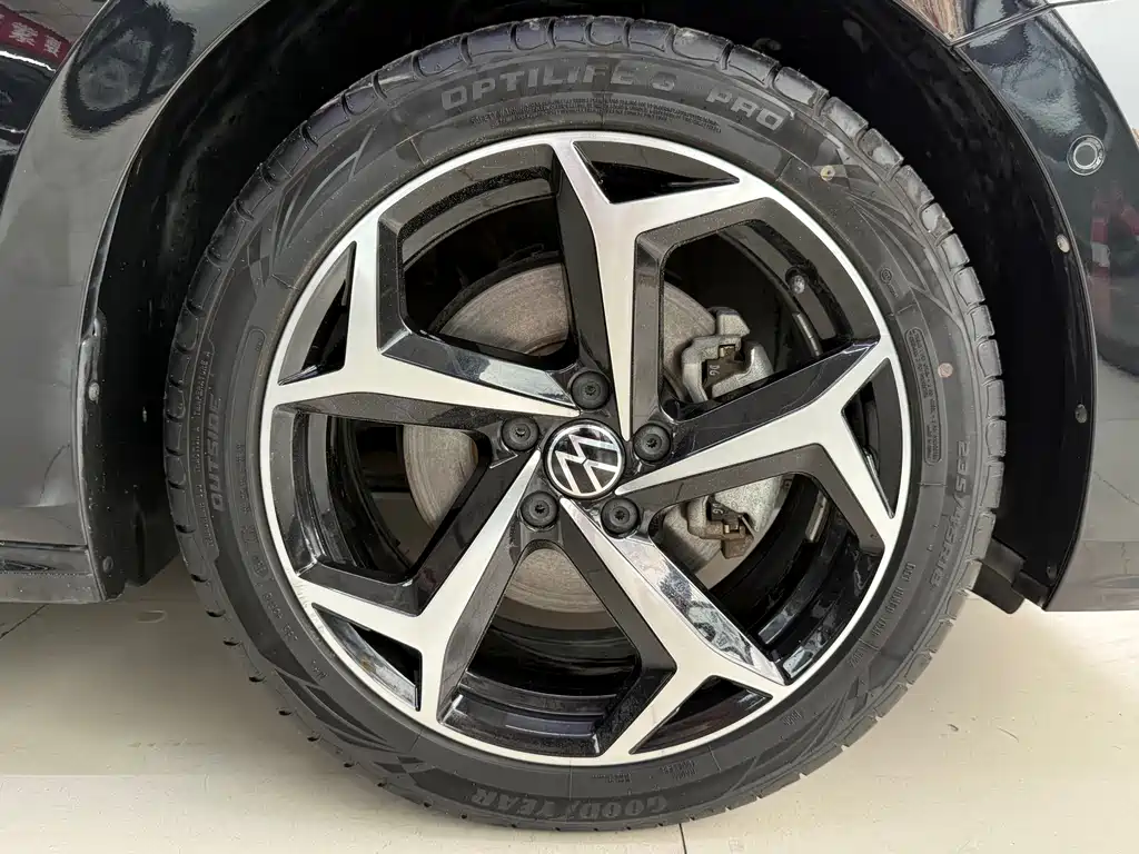 Passat 2023 330 TSI Starry Luxury Edition