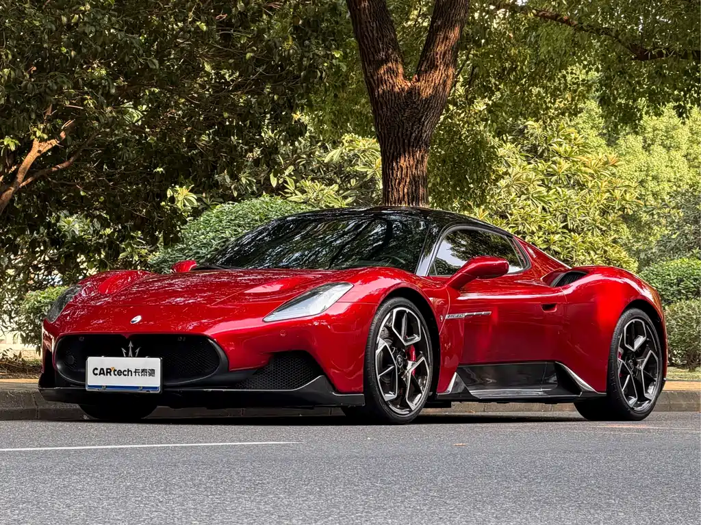 Maserati MC20 2020 3.0T Standard Edition