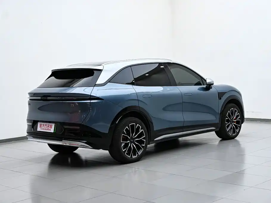 Jizhe 7X 2025 Edition 100kWh Long Range All-Wheel Drive Intelligent Driving Version