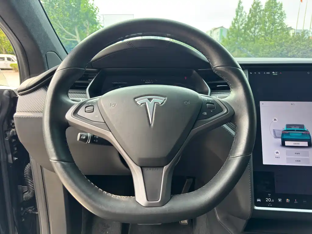 Model X 2017 Long Range Edition