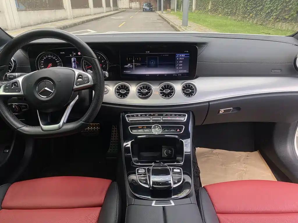 Mercedes-Benz E-Class (Import) 2017 E 200 Coupe