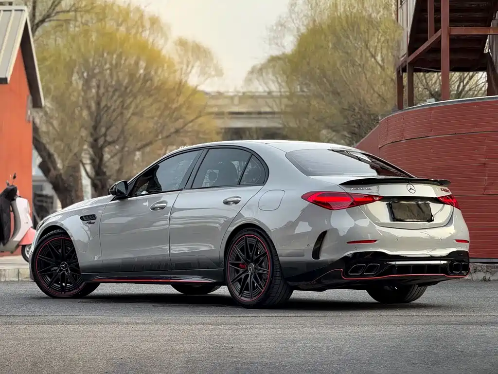 AMG C 63 S E PERFORMANCE F1 Special Edition 2024