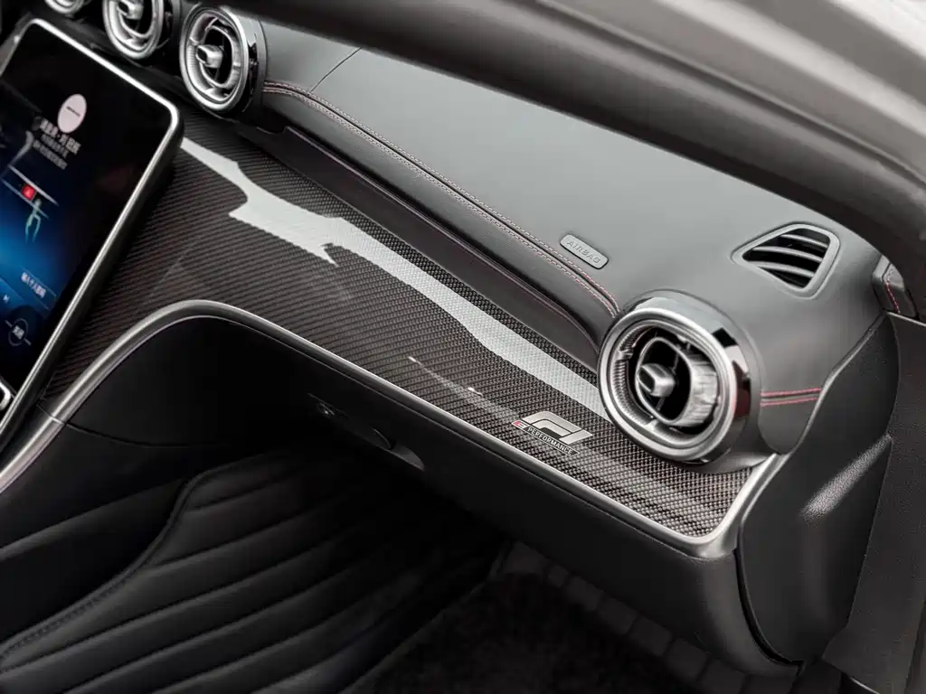 AMG C 63 S E PERFORMANCE F1 Special Edition 2024