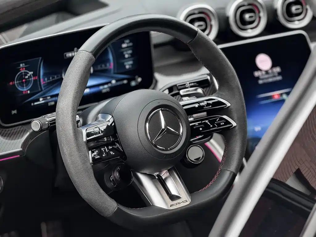 AMG C 63 S E PERFORMANCE F1 Special Edition 2024