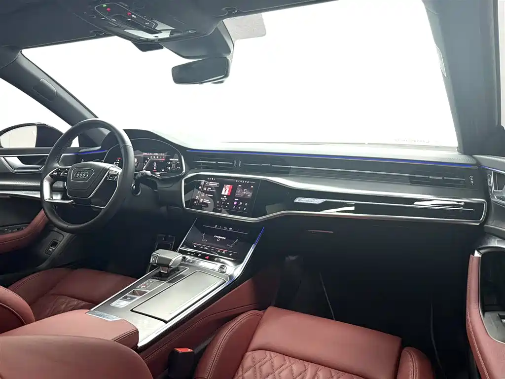 Audi A7L 2024 45 TFSI quattro Black Warrior Edition